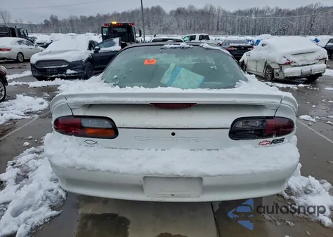 1997 Chevrolet Camaro Base z USA, uszkodzony, nr VIN 2G1FP22K5V2127003